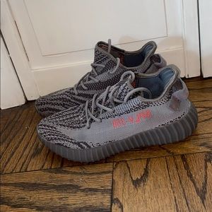 Replica Yeezys !